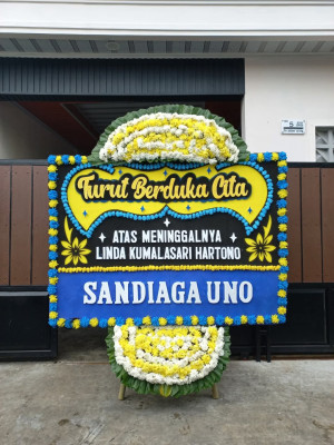 Papan Bunga Duka di Tapian Dolok